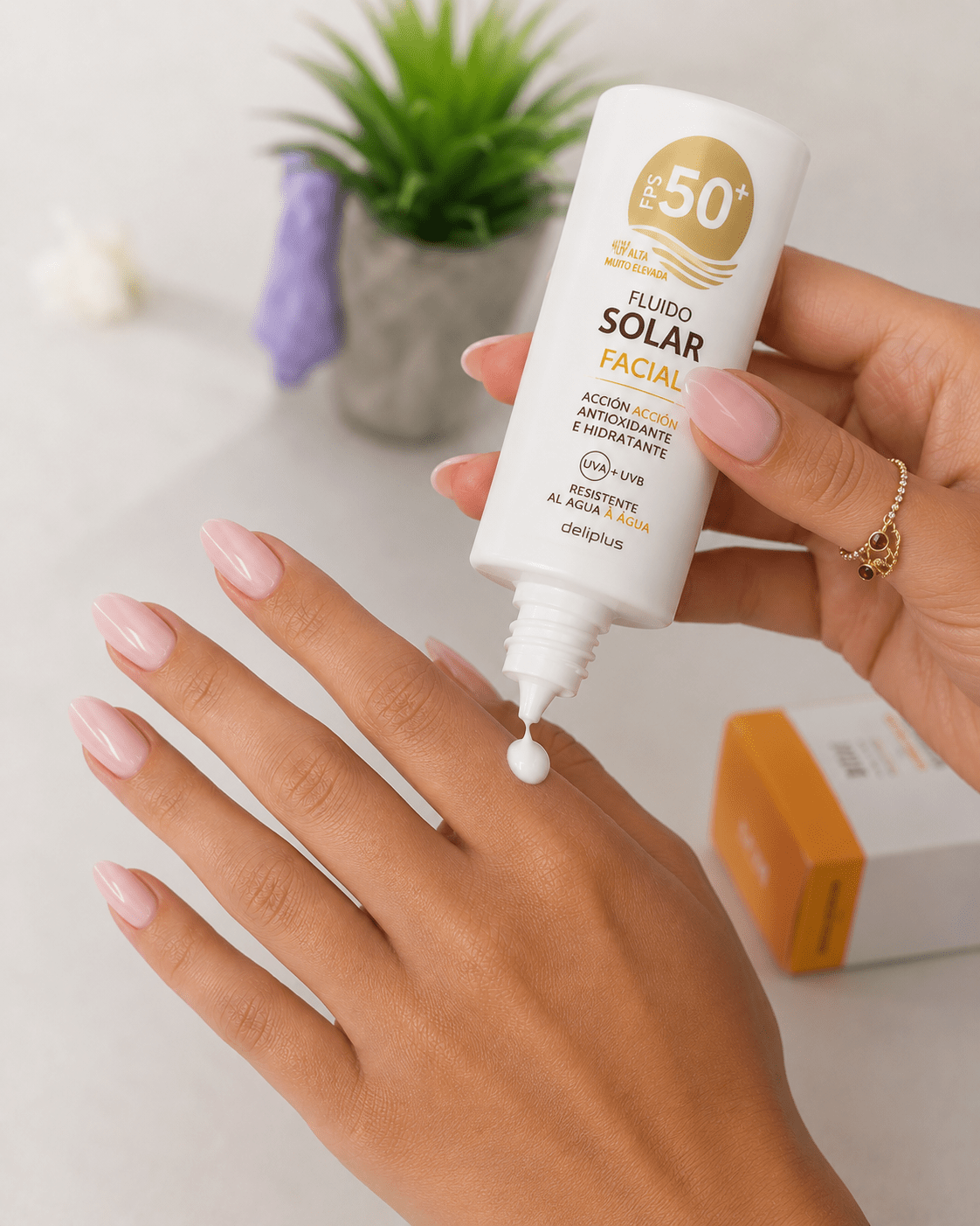 Sienoire Deliplus - Fluide Solaire Visage SPF 50+ Antioxydant